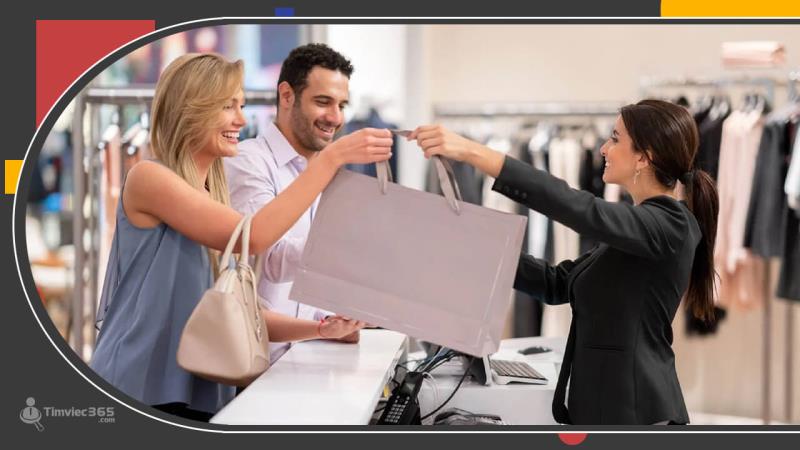 [Giải đáp thắc mắc] Nên kinh doanh mỹ phẩm hay quần áo thì tốt?