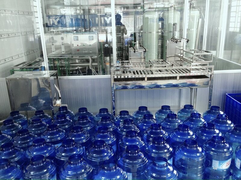 Cùng học hỏi kinh nghiệm kinh doanh nước đóng bình thu lời cao