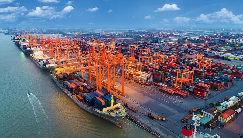 Có các nghiệp vụ xuất nhập khẩu nào nhân viên cần thiết phải có?